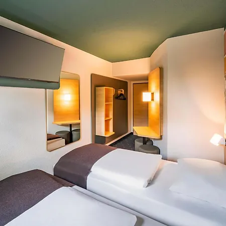 Отель Hannover-garbsen 3*